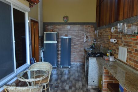 Casa de condomínio à venda com 129m², 4 quartos e 2 vagasÁrea Gourmet