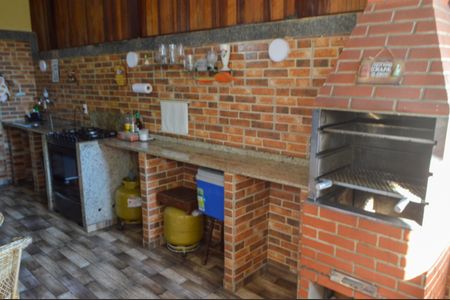 Casa de condomínio à venda com 129m², 4 quartos e 2 vagasÁrea Gourmet