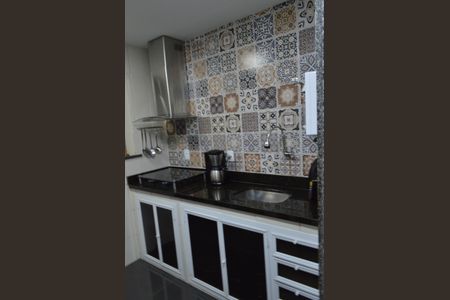 Casa de condomínio à venda com 129m², 4 quartos e 2 vagasCozinha