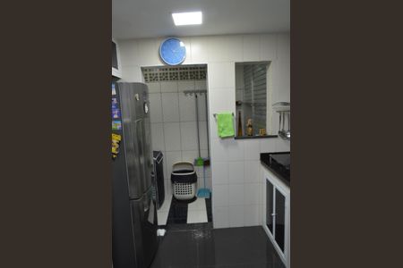 Casa de condomínio à venda com 129m², 4 quartos e 2 vagasÁrea de Serviço