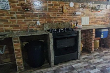 Casa de condomínio à venda com 129m², 4 quartos e 2 vagasÁrea Gourmet