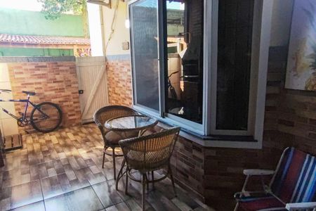 Casa de condomínio à venda com 129m², 4 quartos e 2 vagasÁrea Gourmet