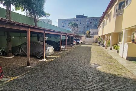 Casa de condomínio à venda com 129m², 4 quartos e 2 vagasÁrea comum