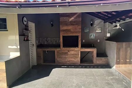 Casa de condomínio à venda com 129m², 4 quartos e 2 vagasÁrea comum - Churrasqueira