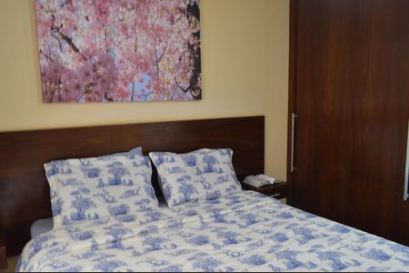 Casa de condomínio à venda com 129m², 4 quartos e 2 vagasSuíte 1