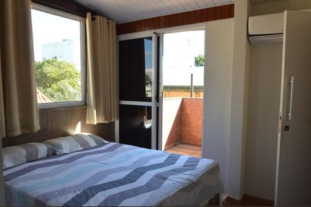 Casa de condomínio à venda com 129m², 4 quartos e 2 vagasSuíte 2