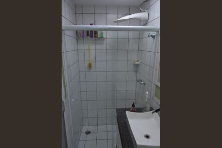 Casa de condomínio à venda com 129m², 4 quartos e 2 vagasBanheiro da Suíte 1