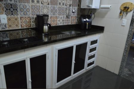 Casa de condomínio à venda com 129m², 4 quartos e 2 vagasCozinha