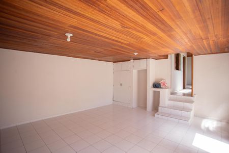 Casa à venda com 177m², 3 quartos e 2 vagasCasa 2 - Cozinha