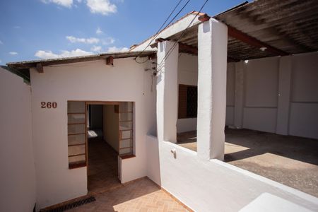 Casa à venda com 177m², 3 quartos e 2 vagasCasa 2 - Varanda