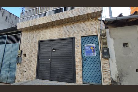 Casa para alugar com 80m², 2 quartos e sem vagaFachada