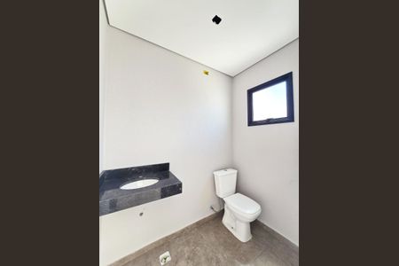 Casa à venda com 169m², 3 quartos e 7 vagasLavabo 02