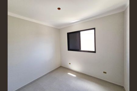 Casa à venda com 169m², 3 quartos e 7 vagasSuíte 02