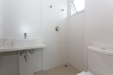 Apartamento para alugar com 81m², 2 quartos e 3 vagasBanheiro da Suíte 1