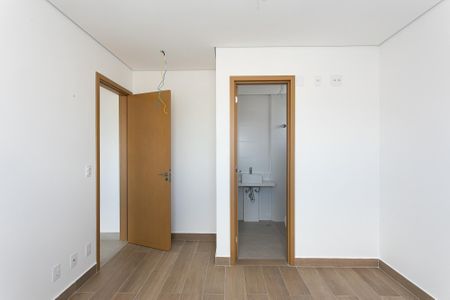 Apartamento para alugar com 81m², 2 quartos e 3 vagasSuíte 1
