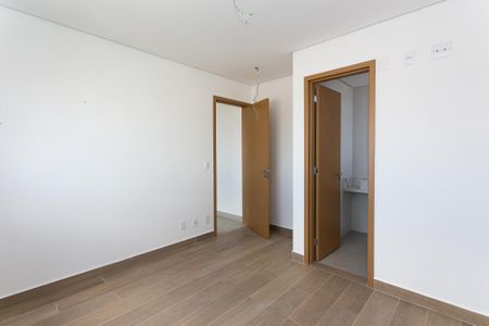 Apartamento para alugar com 81m², 2 quartos e 3 vagasSuíte 1