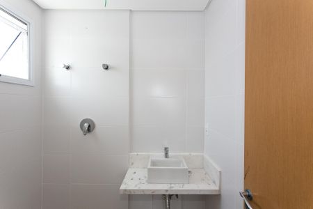 Apartamento para alugar com 81m², 2 quartos e 3 vagasBanheiro da Suíte 2