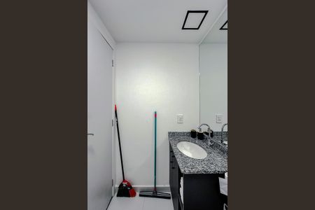 Studio à venda com 31m², 1 quarto e sem vaga Studio à venda com 31m², 1 quarto e sem vagaBanheiro