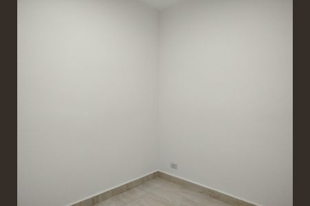 Quarto 2 de apartamento para alugar com 2 quartos, 48m² em Vila Antonina, São Paulo