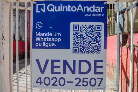 Casa à venda com 140m², 2 quartos e 1 vaga Casa à venda com 140m², 2 quartos e 1 vagaPlaquinha