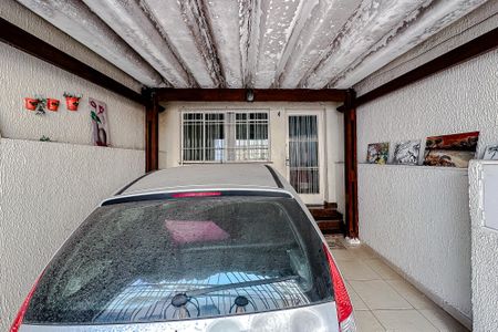 Casa à venda com 145m², 3 quartos e 1 vaga Casa à venda com 145m², 3 quartos e 1 vagaGaragem
