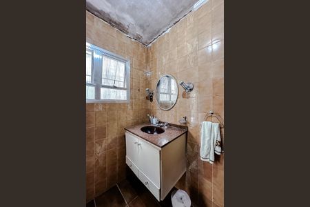 Casa à venda com 145m², 3 quartos e 1 vaga Casa à venda com 145m², 3 quartos e 1 vagaBanheiro