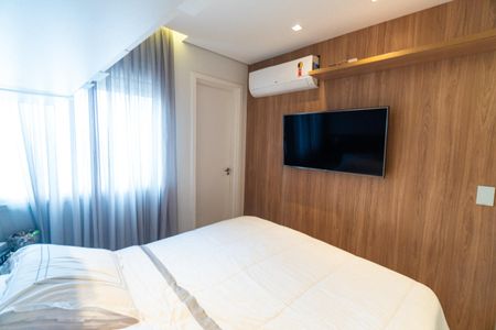 Suíte de apartamento à venda com 2 quartos, 60m² em Jardim Prudência, São Paulo