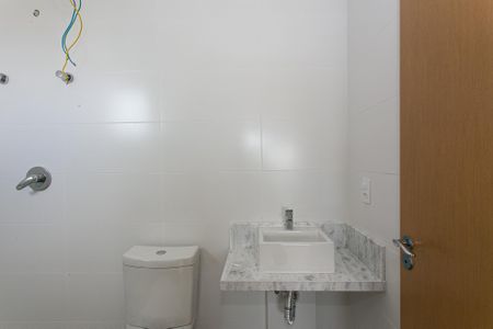 Apartamento para alugar com 129m², 2 quartos e 4 vagas Apartamento para alugar com 129m², 2 quartos e 4 vagasBanheiro da Suíte 1