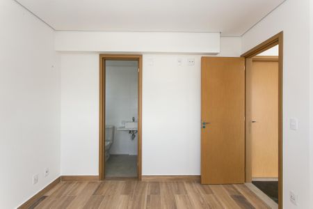 Apartamento para alugar com 129m², 2 quartos e 4 vagas Apartamento para alugar com 129m², 2 quartos e 4 vagasSuíte 1