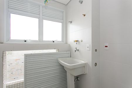 Apartamento para alugar com 129m², 2 quartos e 4 vagas Apartamento para alugar com 129m², 2 quartos e 4 vagasÁrea de Serviço
