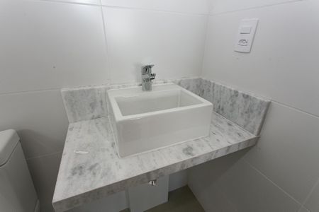 Apartamento para alugar com 129m², 2 quartos e 4 vagas Apartamento para alugar com 129m², 2 quartos e 4 vagasBanheiro da Suíte 1