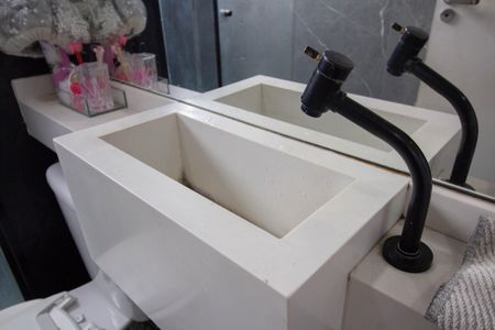 Apartamento à venda com 40m², 2 quartos e sem vagaBanheiro