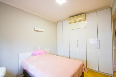 Apartamento para alugar com 330m², 4 quartos e 5 vagas Apartamento para alugar com 330m², 4 quartos e 5 vagasSuíte 3