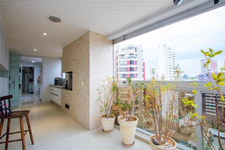 Apartamento para alugar com 330m², 4 quartos e 5 vagas Apartamento para alugar com 330m², 4 quartos e 5 vagasVaranda gourmet