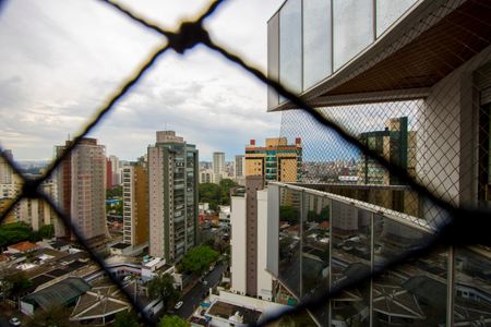 Apartamento para alugar com 330m², 4 quartos e 5 vagas Apartamento para alugar com 330m², 4 quartos e 5 vagasVista da Suíte 3