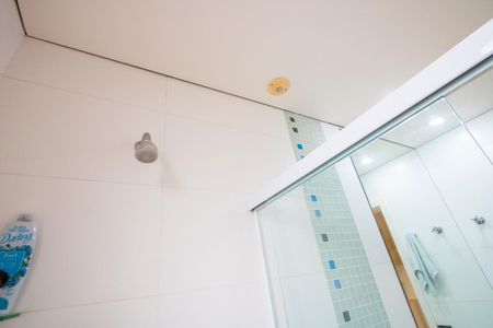 Apartamento para alugar com 330m², 4 quartos e 5 vagas Apartamento para alugar com 330m², 4 quartos e 5 vagasBanheiro da Suíte 2