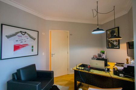 Apartamento para alugar com 330m², 4 quartos e 5 vagas Apartamento para alugar com 330m², 4 quartos e 5 vagasSuíte 4