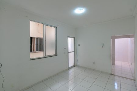 Apartamento à venda com 2 quartos, 50m² em Floramar, Belo Horizonte
