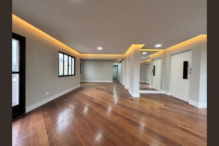 Apartamento à venda com 168m², 3 quartos e 2 vagasSala