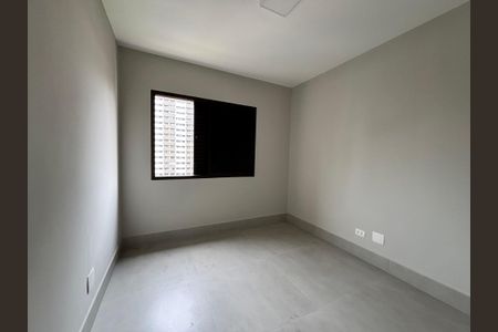 Apartamento à venda com 168m², 3 quartos e 2 vagasSuíte 1