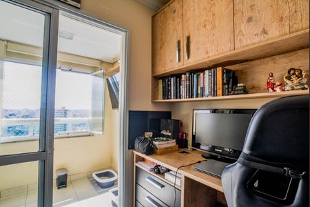 Apartamento à venda com 77m², 2 quartos e 2 vagas Apartamento à venda com 77m², 2 quartos e 2 vagasEscritório