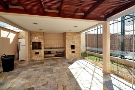 Apartamento à venda com 77m², 2 quartos e 2 vagas Apartamento à venda com 77m², 2 quartos e 2 vagasÁrea comum - Churrasqueira