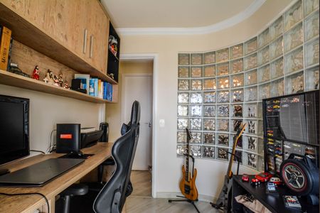 Apartamento à venda com 77m², 2 quartos e 2 vagas Apartamento à venda com 77m², 2 quartos e 2 vagasEscritório