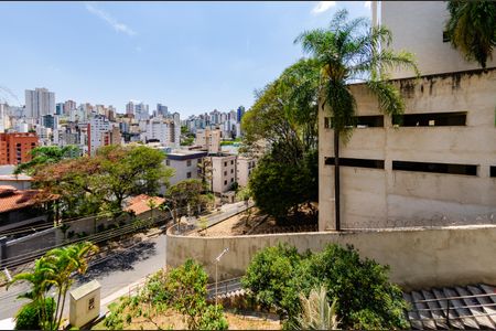 Apartamento à venda com 250m², 4 quartos e 2 vagasVista