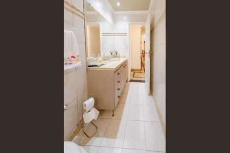 Apartamento à venda com 250m², 4 quartos e 2 vagasBanheiro social