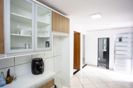 Casa à venda com 186m², 4 quartos e 2 vagasCozinha da Casa 2