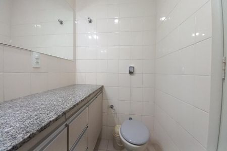 Apartamento para alugar com 174m², 3 quartos e 2 vagas Apartamento para alugar com 174m², 3 quartos e 2 vagasBanheiro