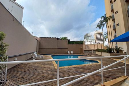 Apartamento para alugar com 174m², 3 quartos e 2 vagas Apartamento para alugar com 174m², 3 quartos e 2 vagasÁrea comum - Piscina