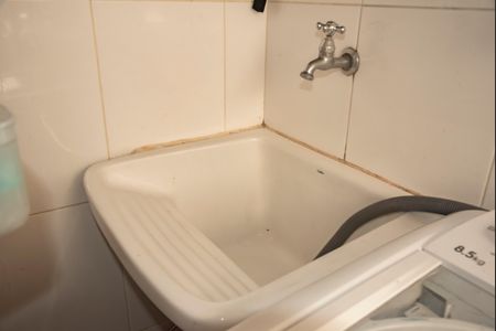 Apartamento à venda com 58m², 2 quartos e 1 vagaÁrea de Serviço