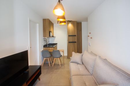 Sala de apartamento para alugar com 1 quarto, 35m² em Cidade Monções, São Paulo